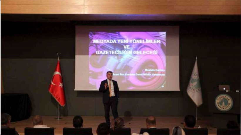 CANBEY 'GAZETECİLİĞİN GELECEĞİNİ' ANLATTI