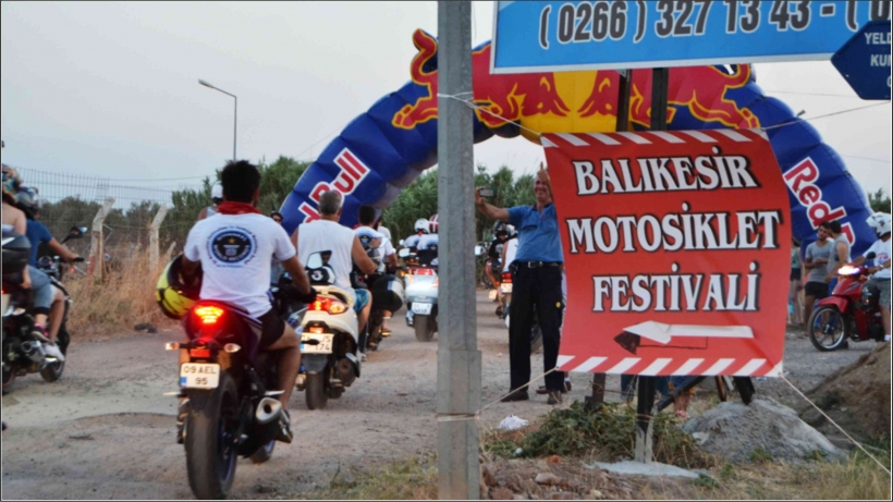 AYVALIK GUİNNES REKORLAR KİTABINA GİRDİ