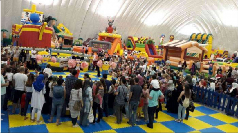 &Ccedil;OCUK K&Ouml;Y&Uuml; DOLDU TAŞTI