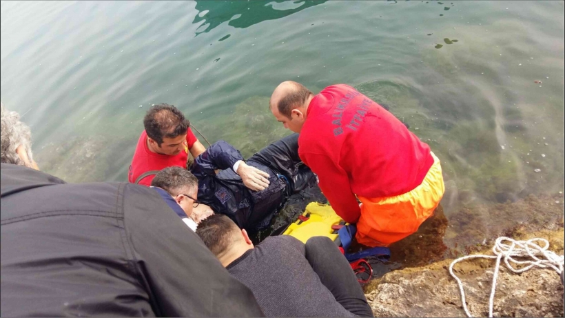 BALIK TUTMAK İ&Ccedil;İN EVDEN AYRILAN DOKTOR DENİZDE &Ouml;L&Uuml; BULUNDU