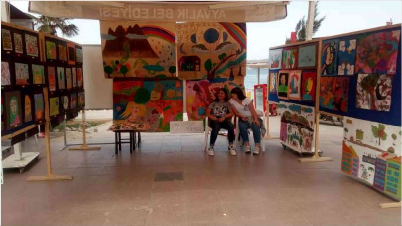 &Ouml;ĞRENCİLERDEN YILSONU SERGİSİ