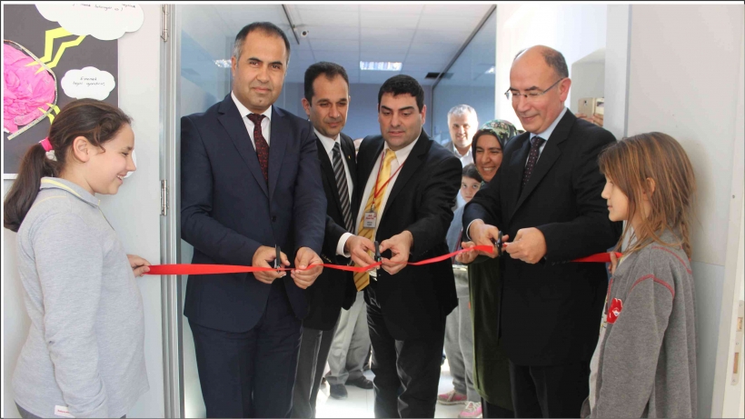 1. BİLİM VE SANAT FUARI A&Ccedil;ILDI