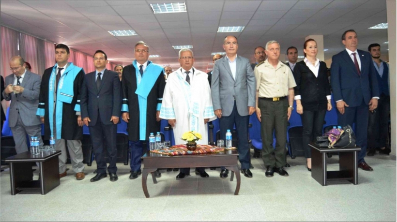 AYVALIK MESLEK Y&Uuml;KSEKOKULUNUN 22. D&Ouml;NEM KEP FIRLATMA COŞKUSU