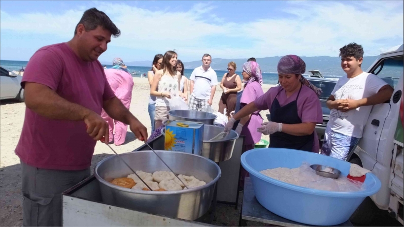 LOKMA HAYRI SAHİLLERE İNDİ