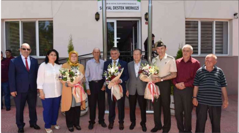 BALIKESİR PROTOKOL&Uuml;NDEN HUZUREVİ VE ŞEHİTLİK ZİYARETİ...