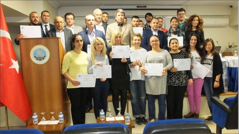 BURHANİYELİ GEN&Ccedil;LER GİRİŞİMCİLİK BELGELERİNİ ALDI