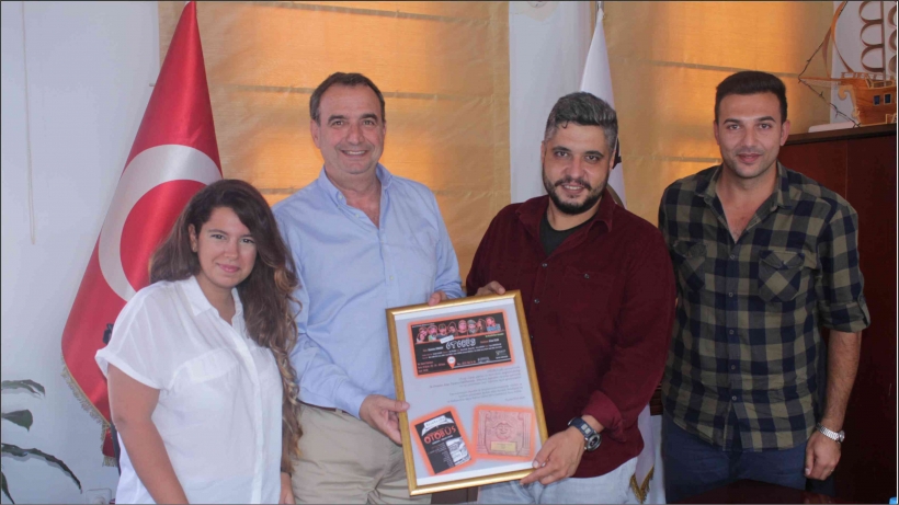 TİYATROCULARDAN TEŞEKK&Uuml;R ZİYARETİ
