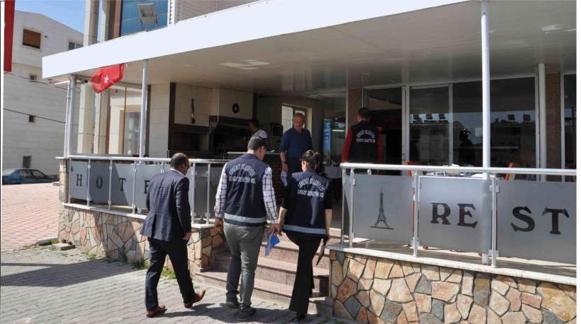 EDREMİT&rsquo;TE RUHSAT DENETİMLERİ TAM GAZ
