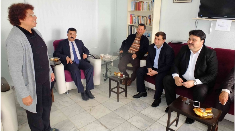 ERSOY YAŞLILARI ZİYARET ETTİ, HAYIR DUALARINI ALDI