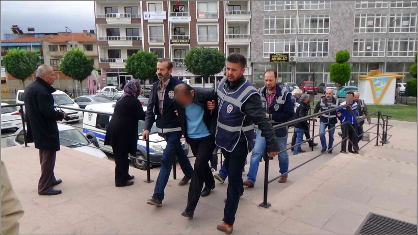 EDREMİT'TE YAN BAKMA CİNAYETİNDE 2 ZANLI TUTUKLANDI