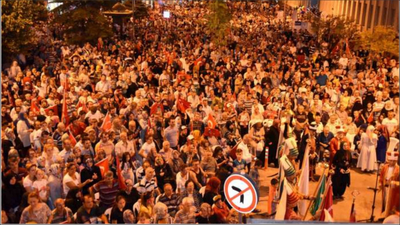 BALIKESİR 7&rsquo;DEN 70&rsquo;E DEMOKRASİ N&Ouml;BETİNDE