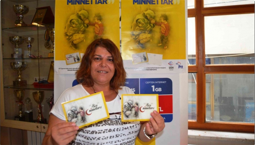 AYVALIKTA PTT'NİN "TEBRİK KARTI BİZDEN G&Uuml;VENLİK G&Uuml;&Ccedil;LERİNE G&Ouml;NDERMEK SİZDEN" KAMPANYASINA İLGİ YOĞUN OLDU