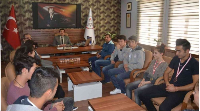 &Ouml;ĞRENCİLERDEN KO&Ccedil;&rsquo;A ZİYARET