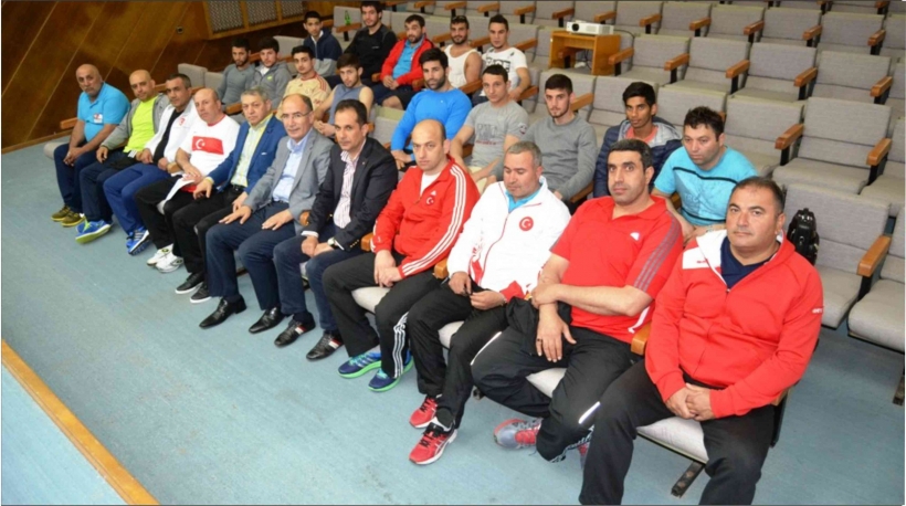 BOKS MİLLİ TAKIMI AYVALIK'TA KAMP YAPIYOR