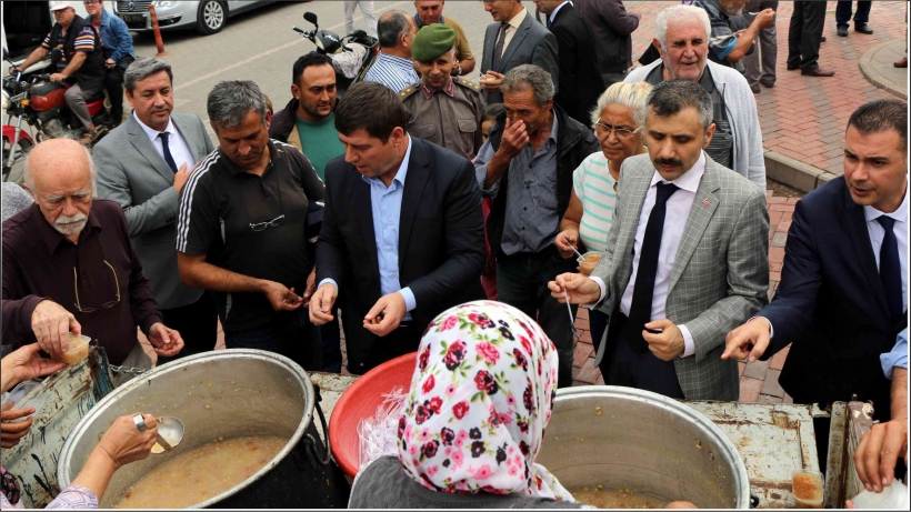 G&Ouml;ME&Ccedil; PROTOKOL&Uuml; AŞURE DAĞITTI