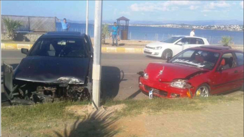 AYVALIK&rsquo;TA TRAFİK KAZASI: 6 YARALI