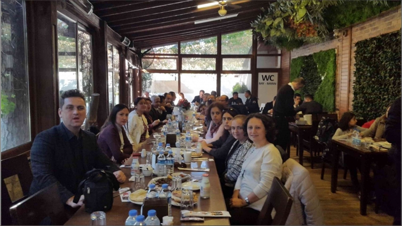 BURHANİYE CELAL TORAMAN&rsquo;DA VELİLER YEMEKTE BULUŞTU