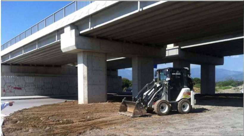 EDREMİT&rsquo;TE K&Ouml;PR&Uuml;L&Uuml; KAVŞAK D&Uuml;ZENLENİYOR